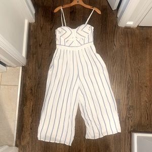 American Eagle white and blue jumpsuit